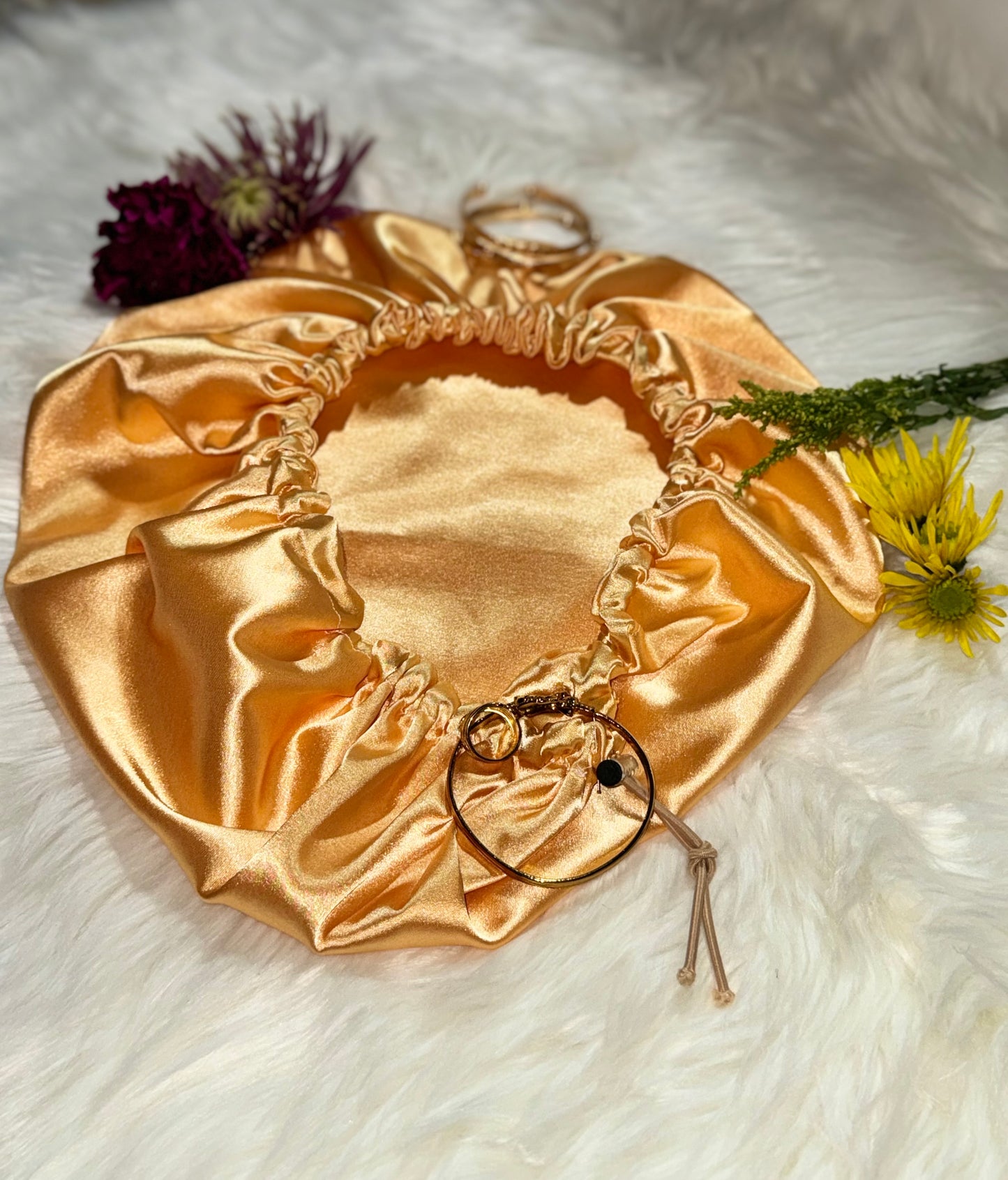 "ANKH" ADJUSTABLE BONNET